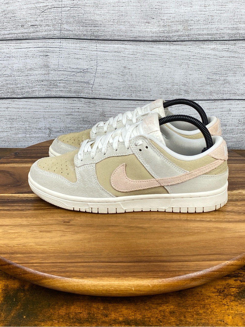 Nike Dunk Low Phantom Washed Coral Suede Sneaker IB4367-030 Womens Shoe Size 8.5